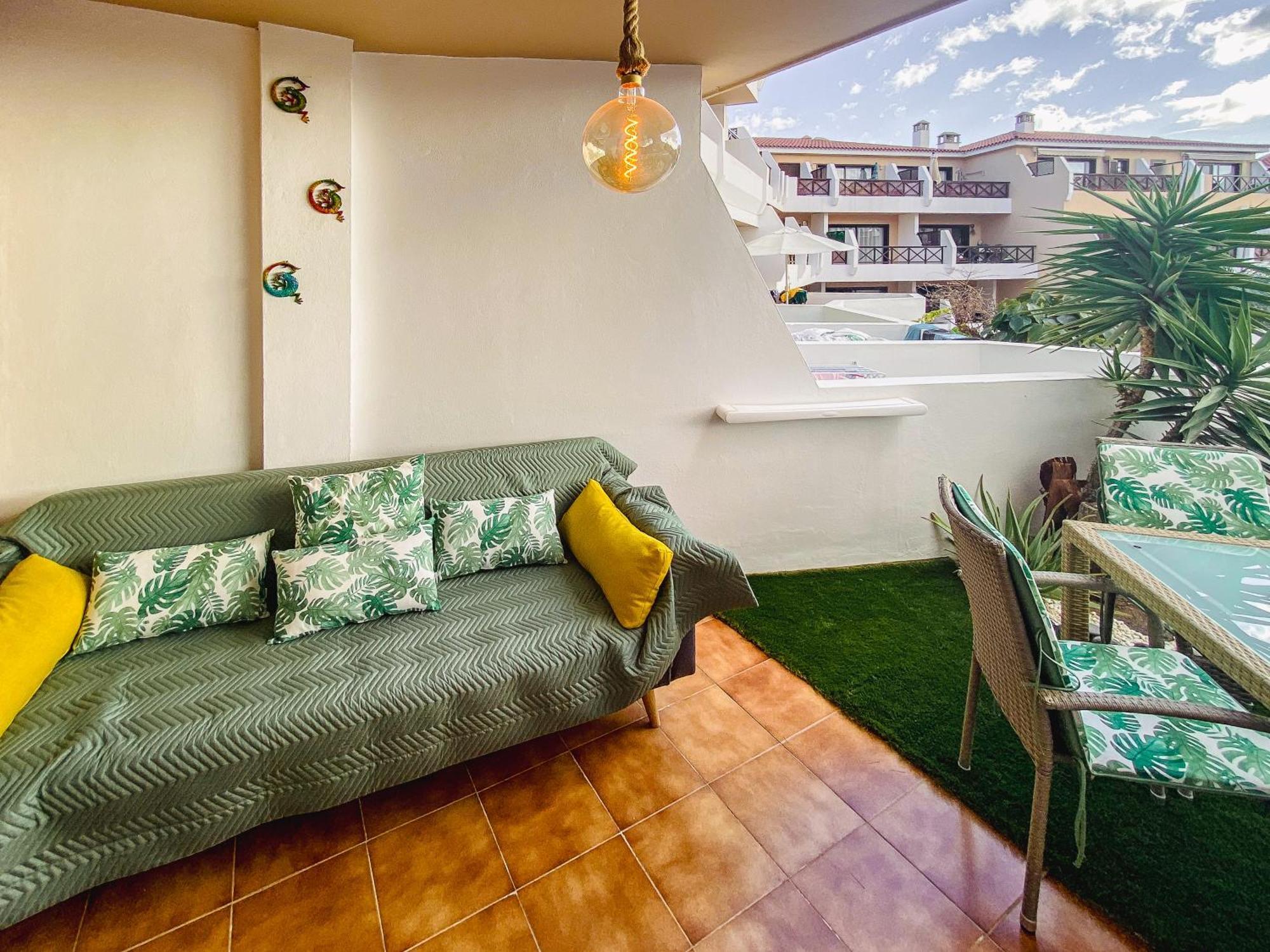 Forest Flat - Big Heated Pool, Terrace, Tv Channels, Golf Courses San Miguel de Abona Esterno foto